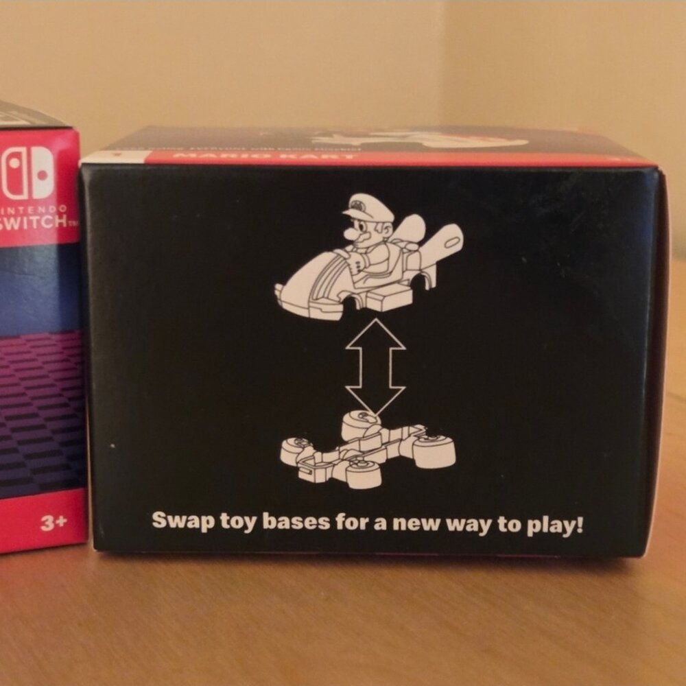 Nintendo Mario Kart Deluxe Figurine - Picture 4 of 5